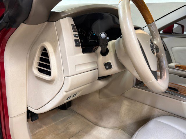 Used 2004 Cadillac XLR image 15