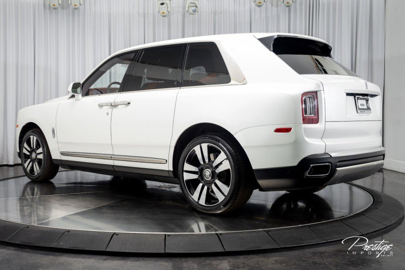Used 2021 Rolls-Royce Cullinan image 14