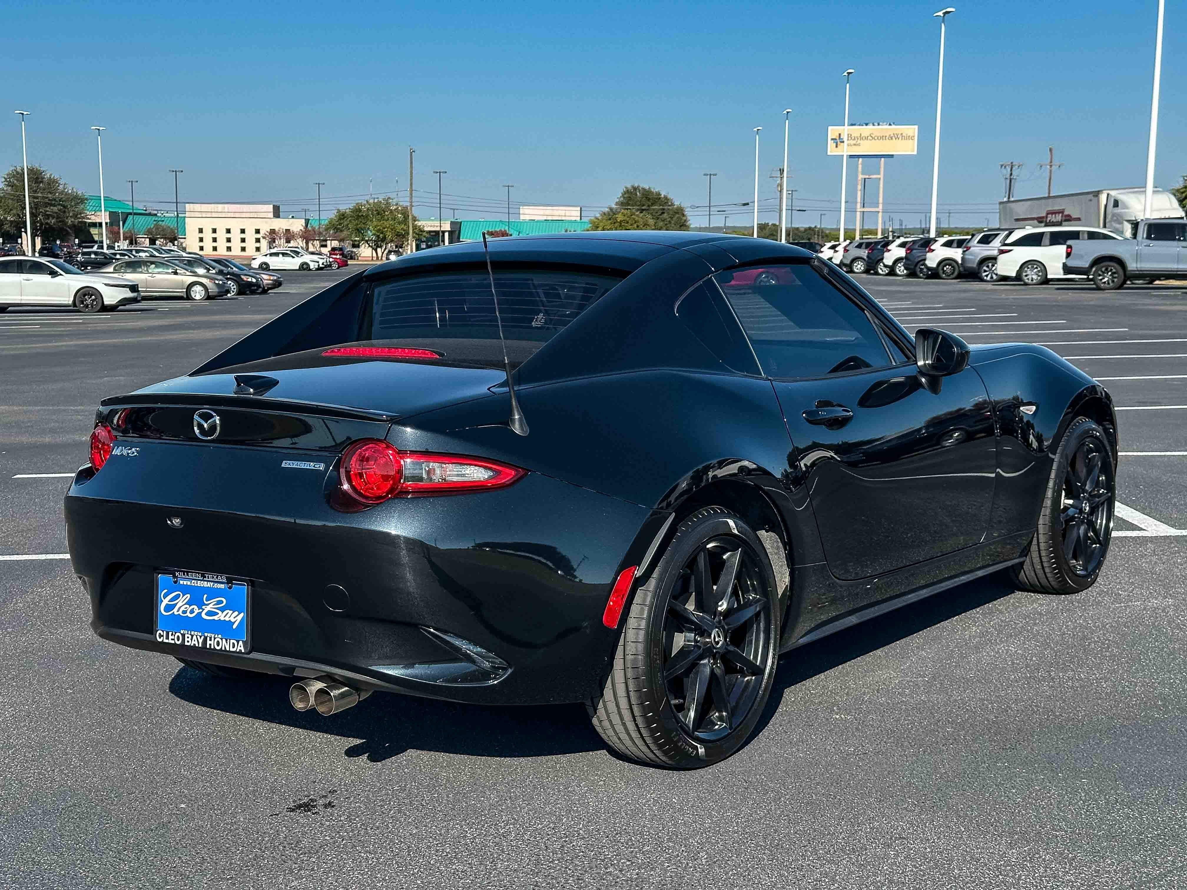 Used 2021 MAZDA MX-5 Miata RF Club image 6