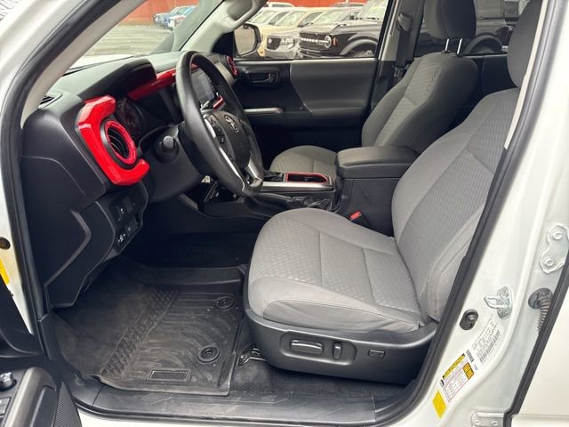 Used 2021 Toyota Tacoma SR5 image 10