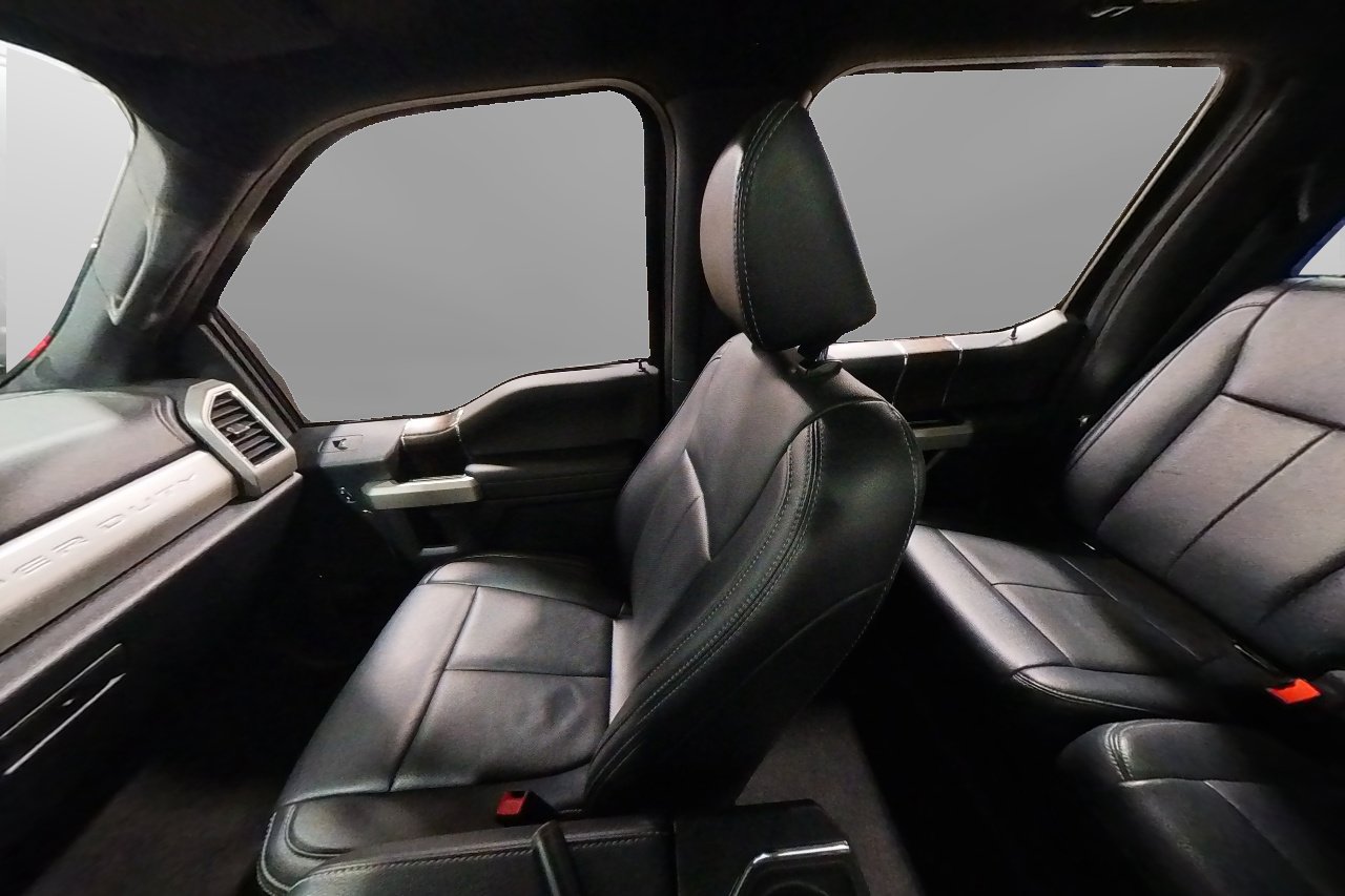 Used 2022 Ford F250 Lariat w/ Black Appearance Package image 46