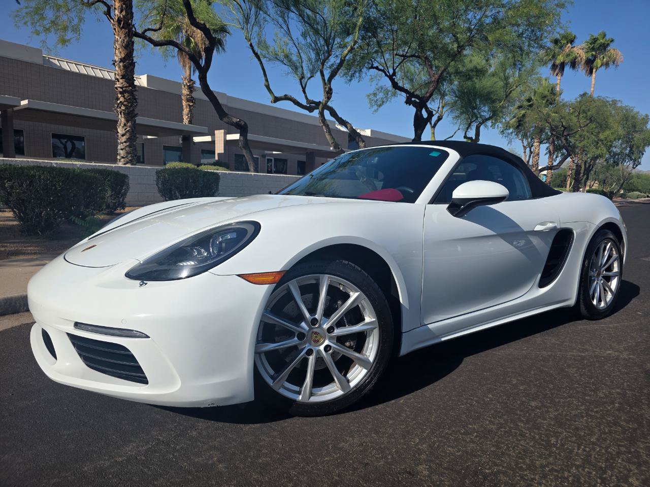 Used 2017 Porsche 718 Boxster RWD image 2
