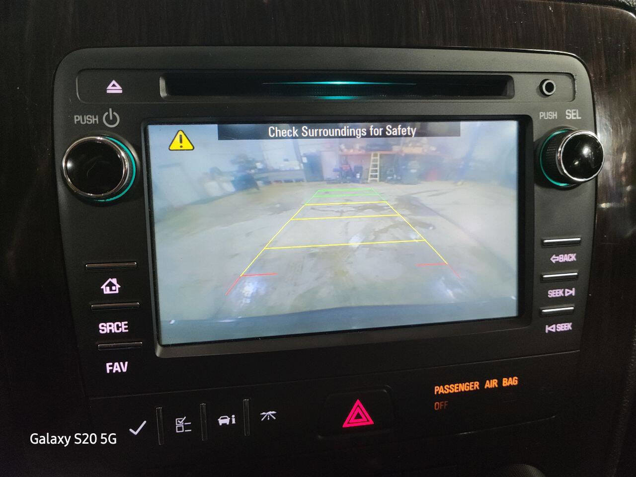 Used 2017 Chevrolet Traverse LT w/ Style and Technology Package image 34