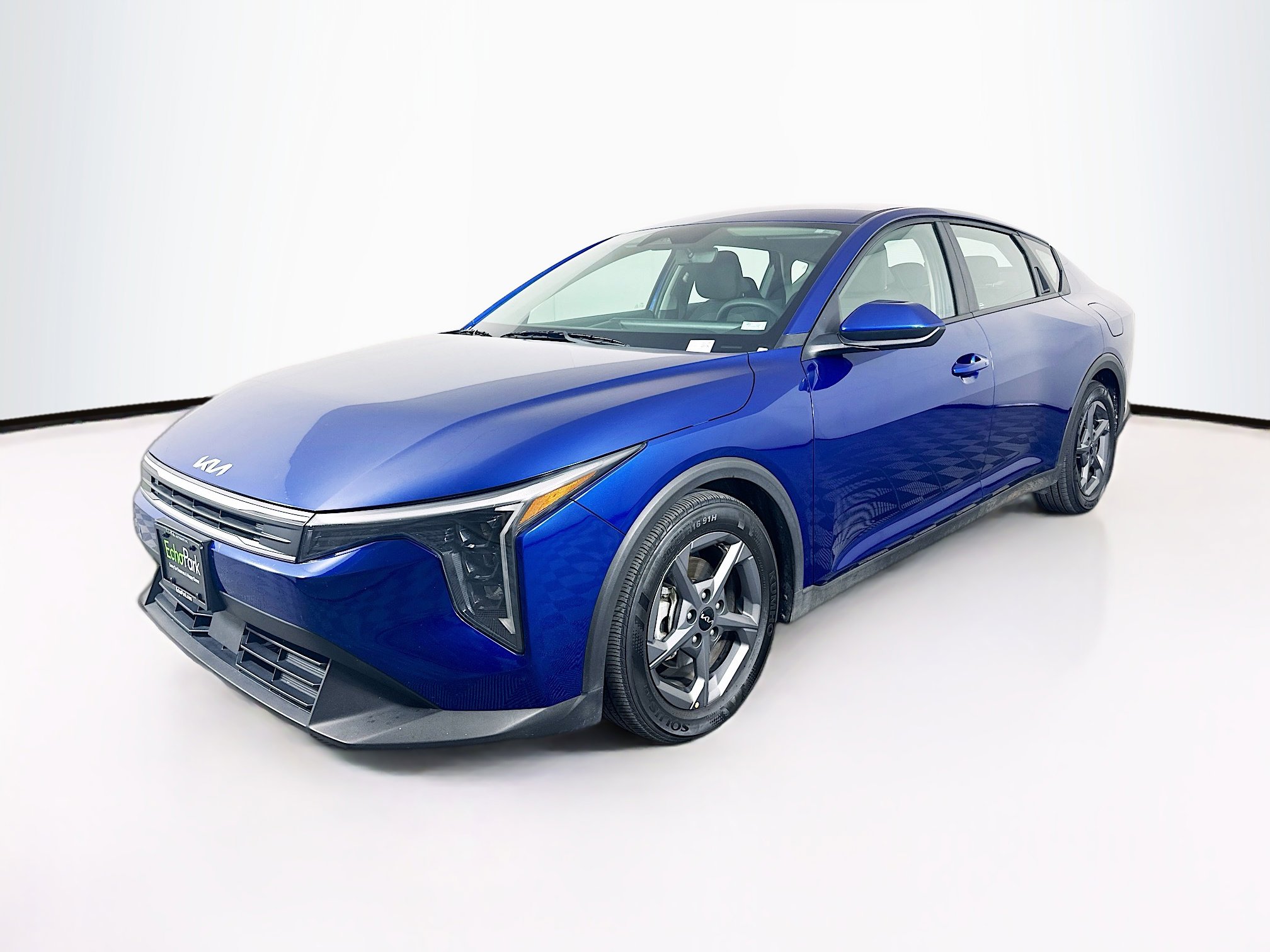 Used 2025 Kia K4 FWD image 3
