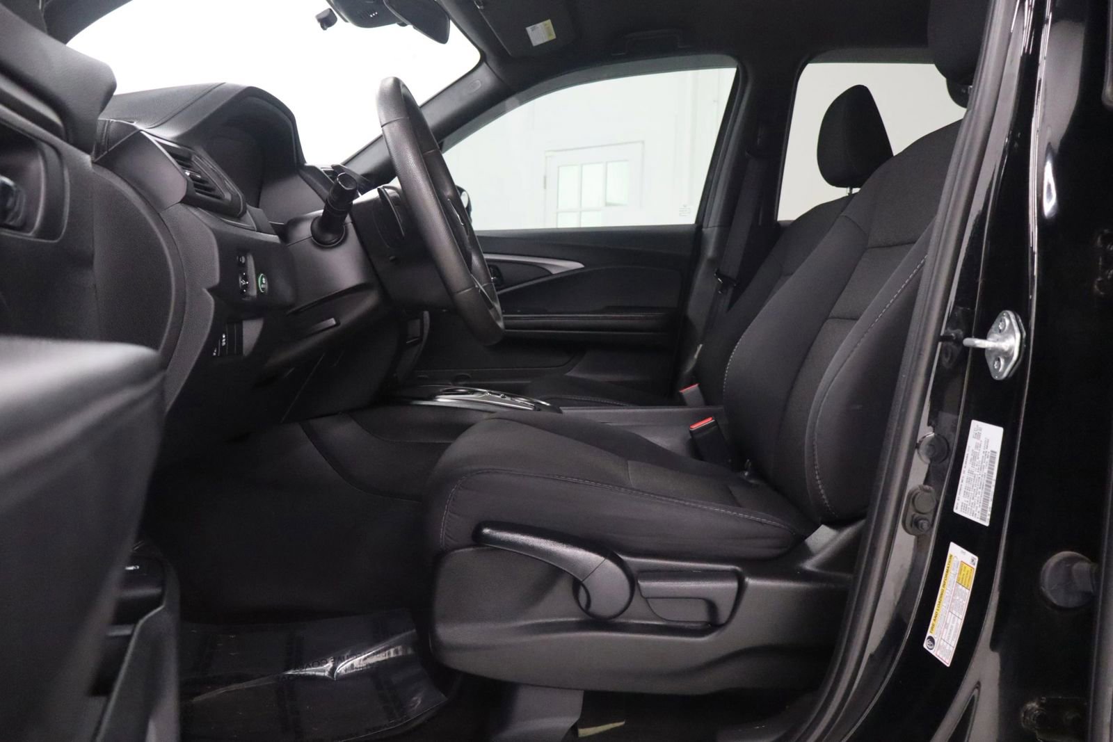 Used 2021 Honda Passport Sport image 10