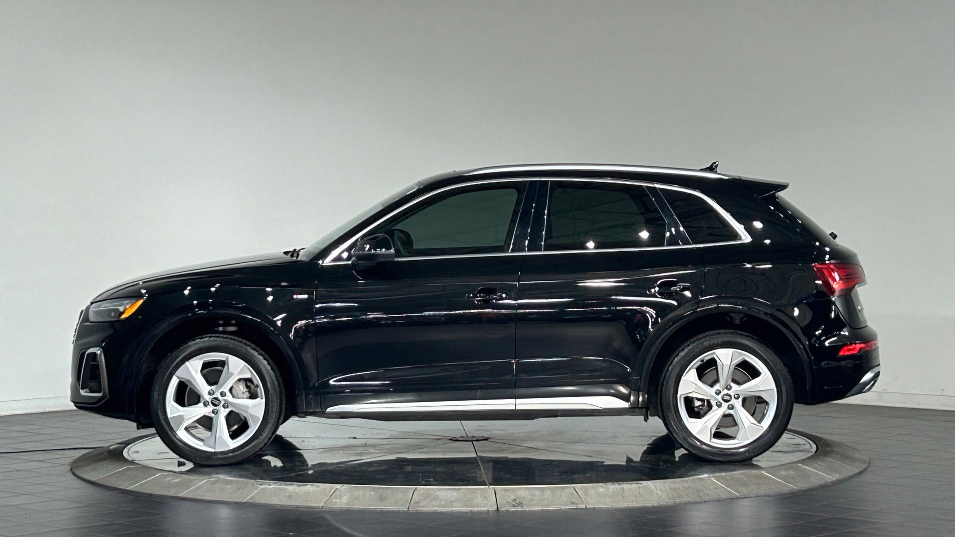 Used 2024 Audi Q5 2.0T Premium Plus AWD/4WD image 6