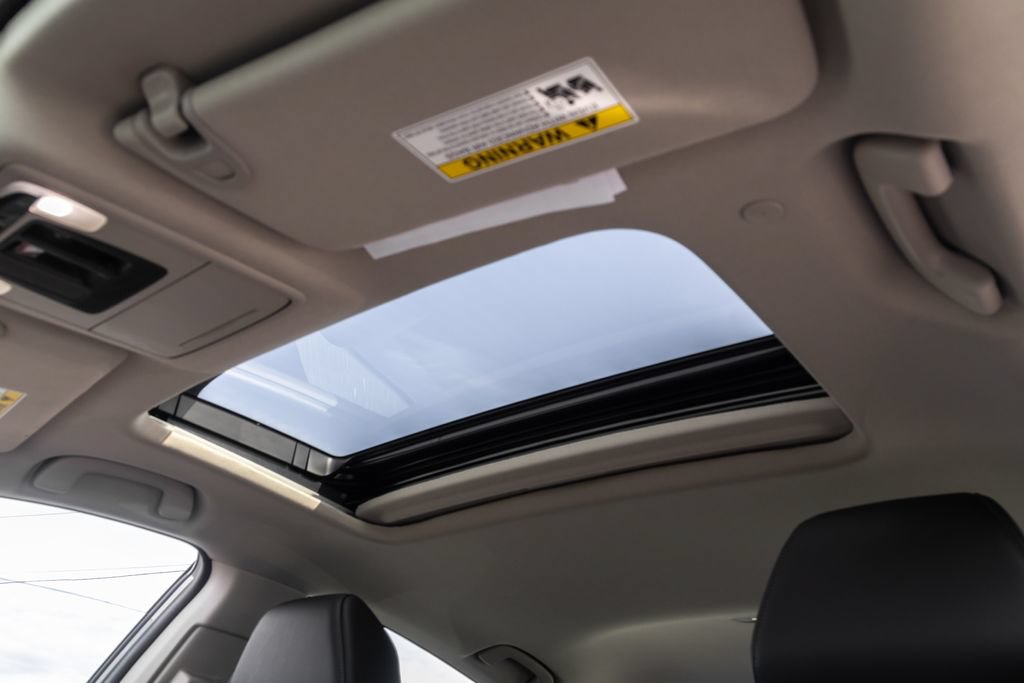 Used 2024 Honda Accord Touring image 15