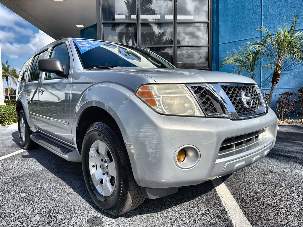 Used 2010 Nissan Pathfinder S image 18