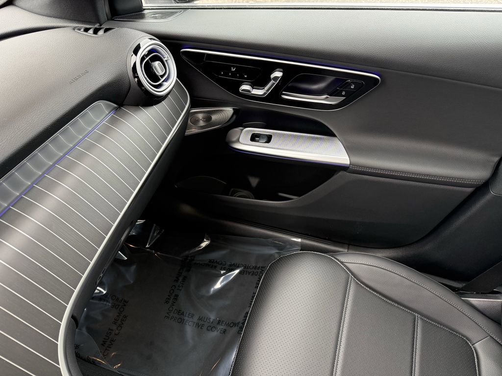 New 2026 Mercedes-Benz GLC 300 4MATIC image 24