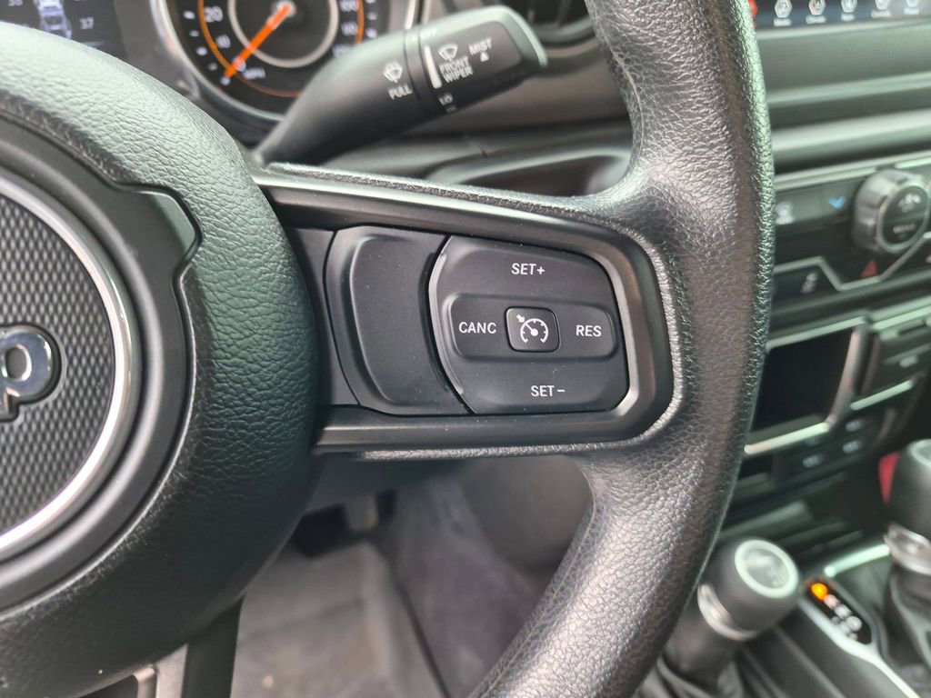 Used 2022 Jeep Wrangler Sport AWD/4WD image 16