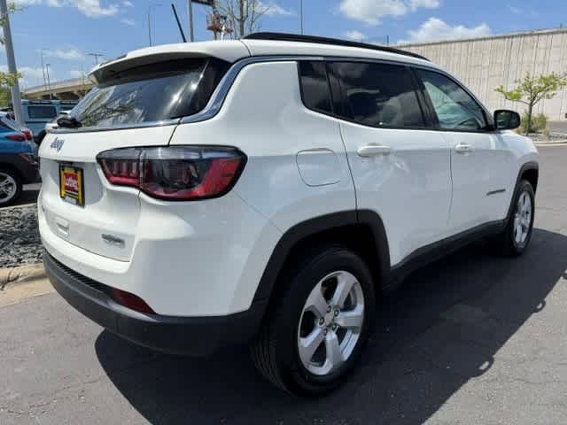 Used 2021 Jeep Compass Latitude w/ Driver Assistance Group AWD/4WD image 4