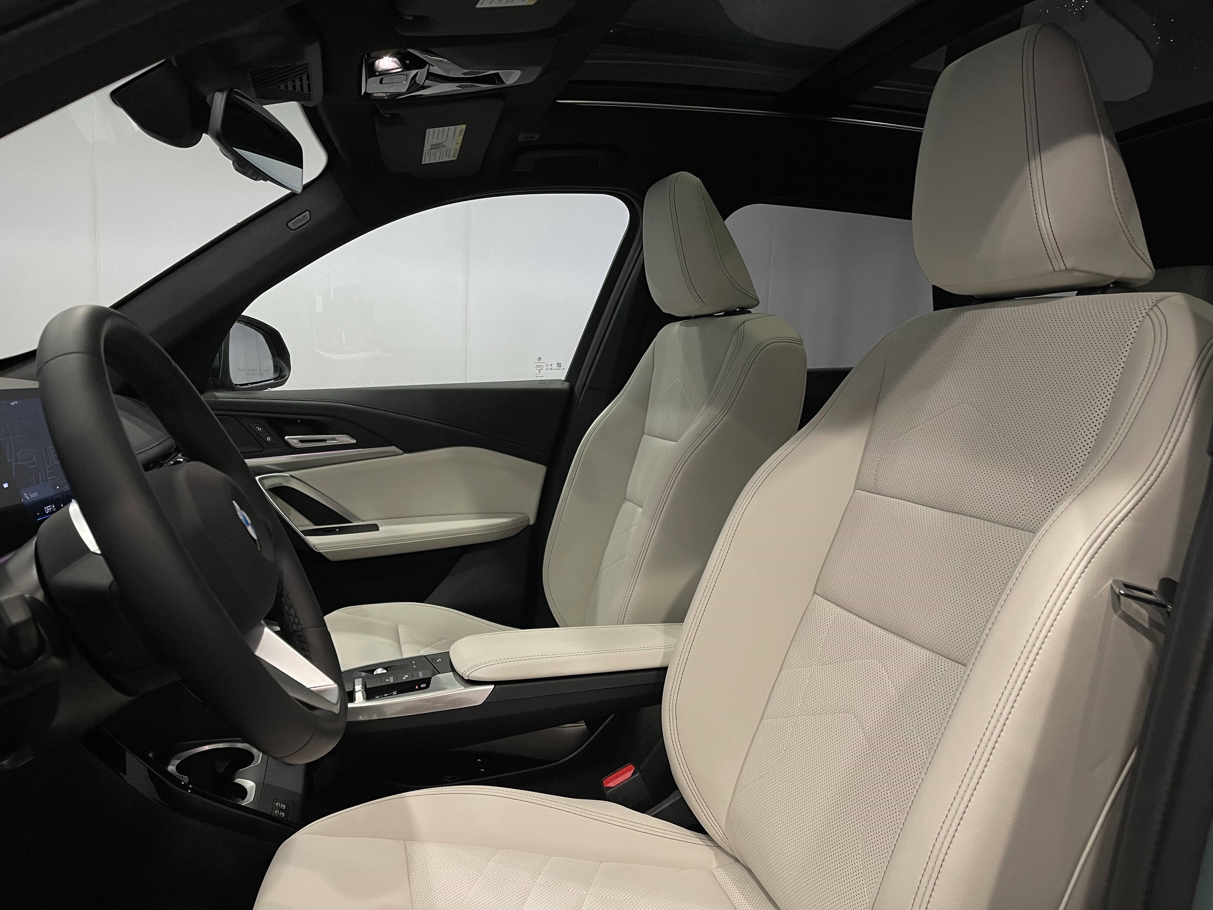 New 2026 BMW X1 xDrive28i w/ Convenience Package image 8