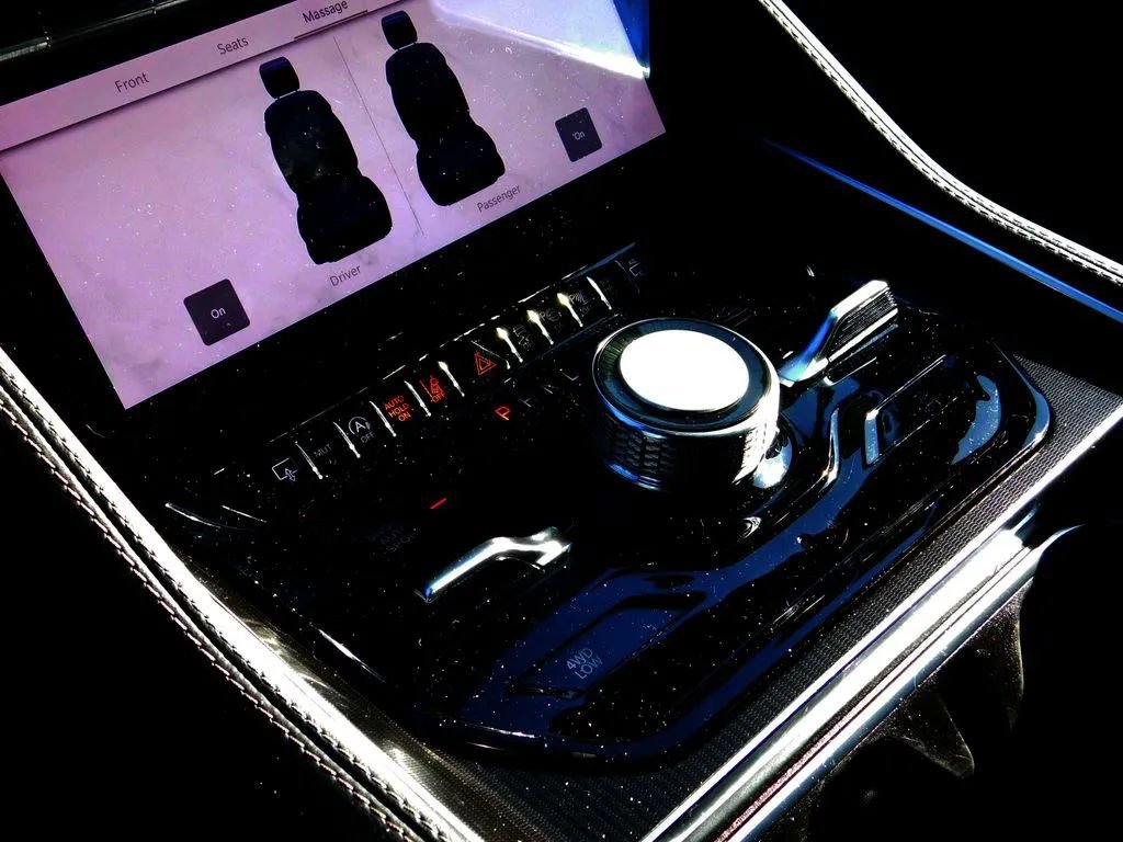 Used 2024 Jeep Grand Wagoneer L Series II w/ Quick Order Packagew 28T image 25