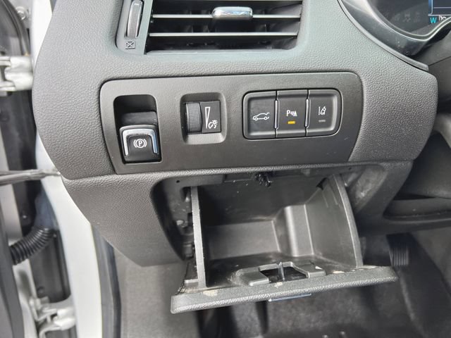 Used 2017 Chevrolet Impala Premier FWD image 22