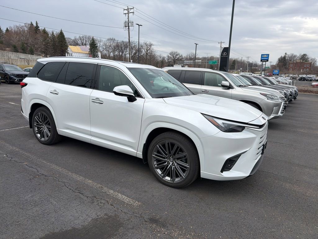 Used 2025 Lexus TX 350 AWD w/ Technology Package image 16