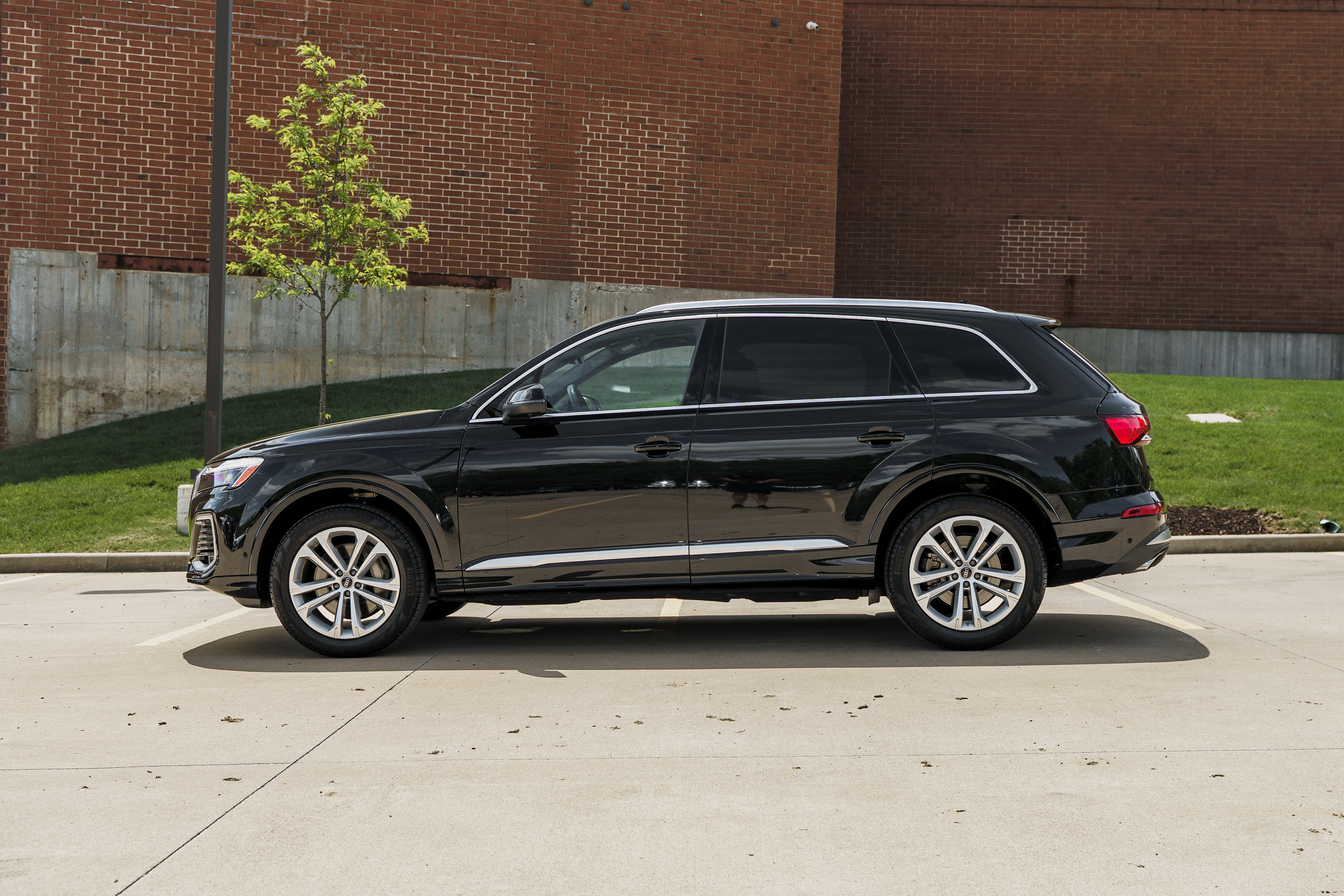 Used 2025 Audi Q7 3.0T Premium Plus w/ Premium Plus Package image 6