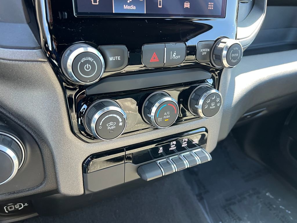 Used 2025 RAM 1500 Tradesman image 31