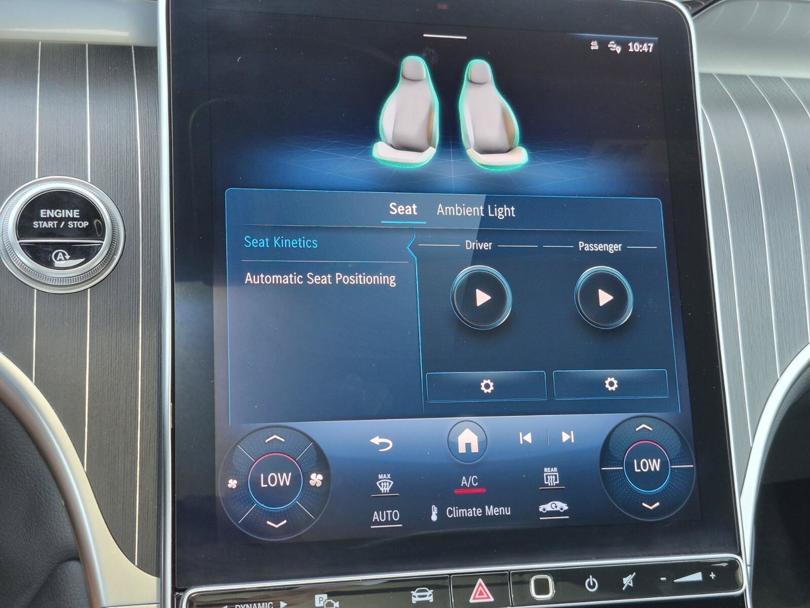Used 2024 Mercedes-Benz GLC 300 image 29