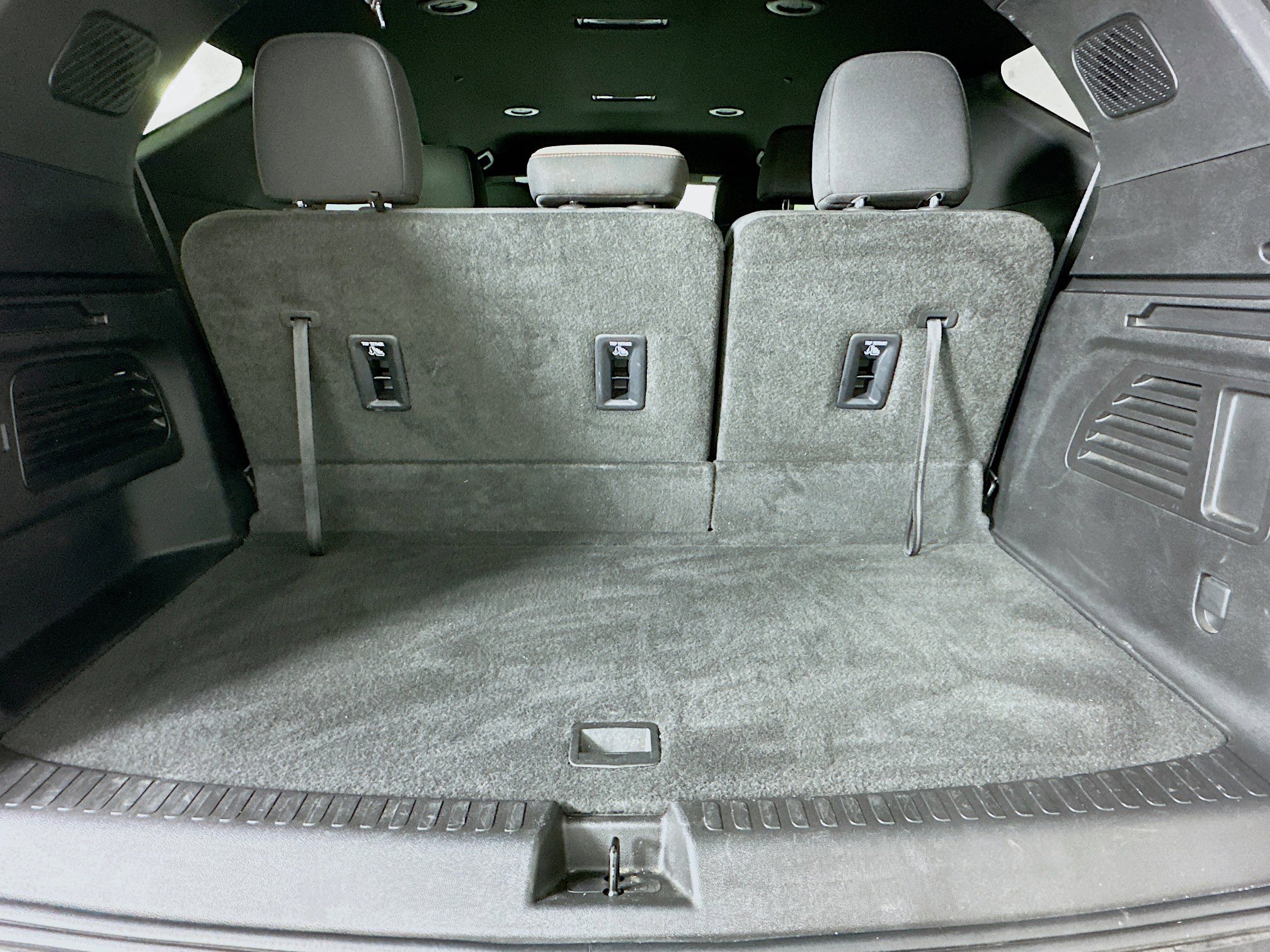 Used 2024 Chevrolet Traverse LT w/ Midnight/Sport Edition image 33