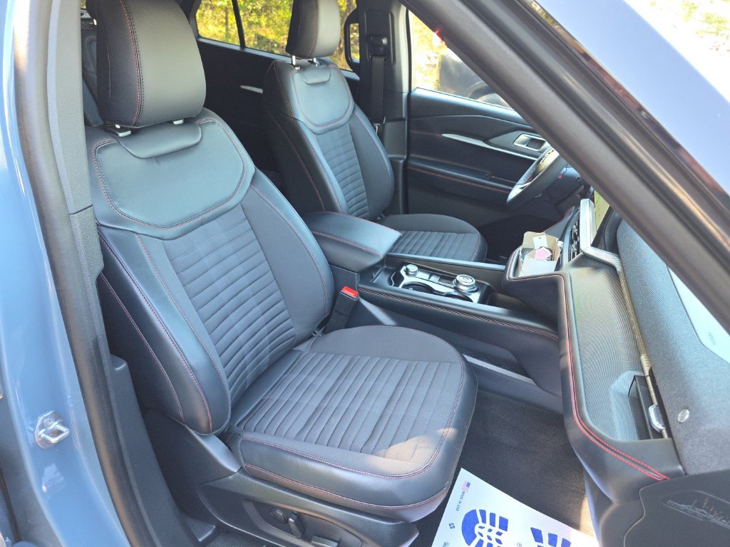 New 2027 Ford Explorer ST-Line w/ ST-Line Street Pack AWD/4WD image 32