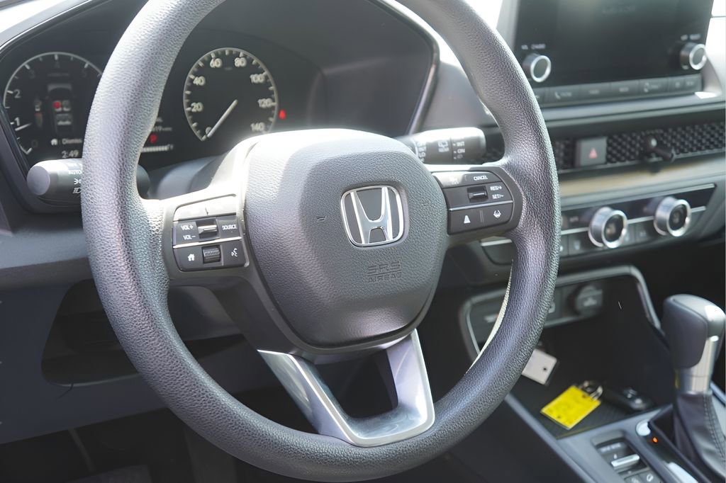 Used 2025 Honda CR-V LX image 12