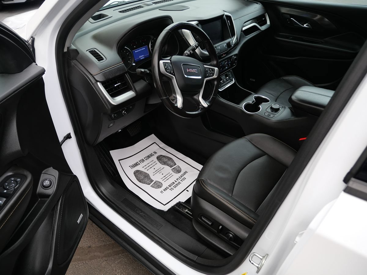 Used 2020 GMC Terrain SLT w/ Preferred Package FWD image 9