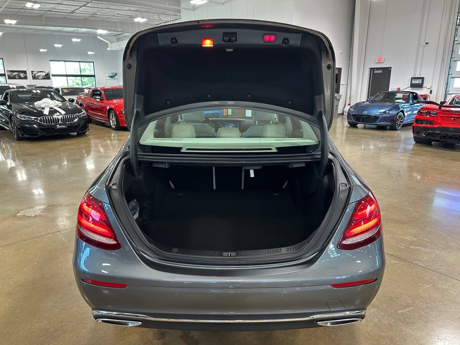 Used 2017 Mercedes-Benz E 300 image 43