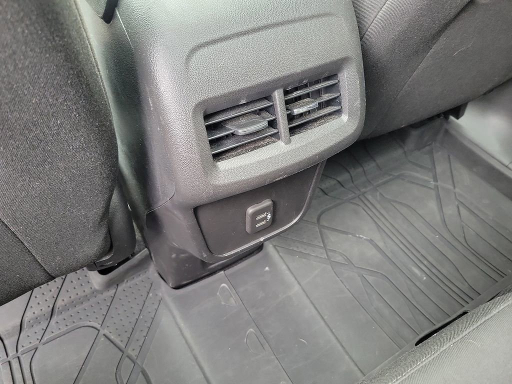Used 2022 Chevrolet Equinox LT FWD image 15