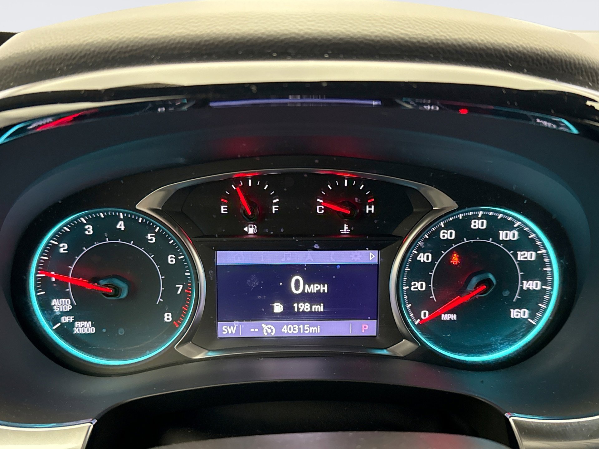 Used 2023 Chevrolet Traverse LT image 13