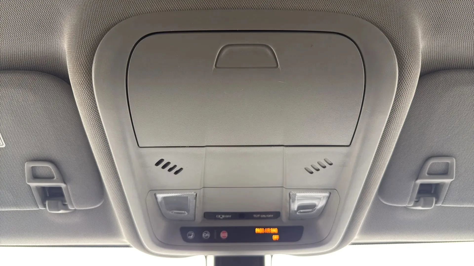 Used 2018 Chevrolet Equinox LT image 21