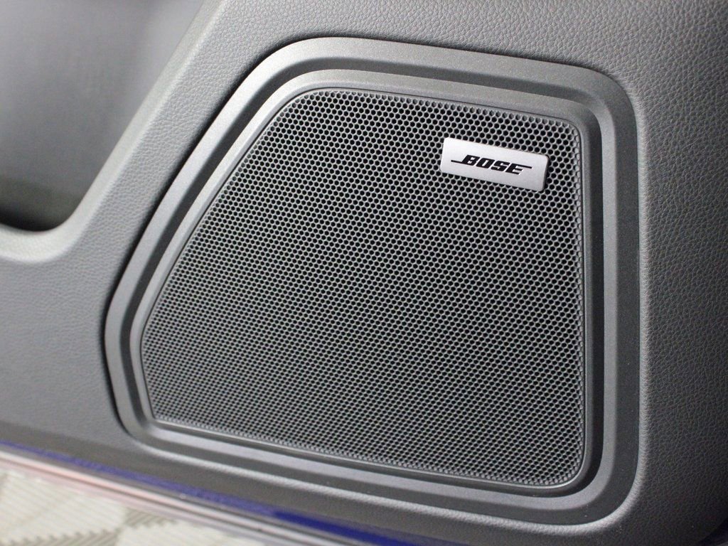 Certified 2025 Porsche Macan image 16