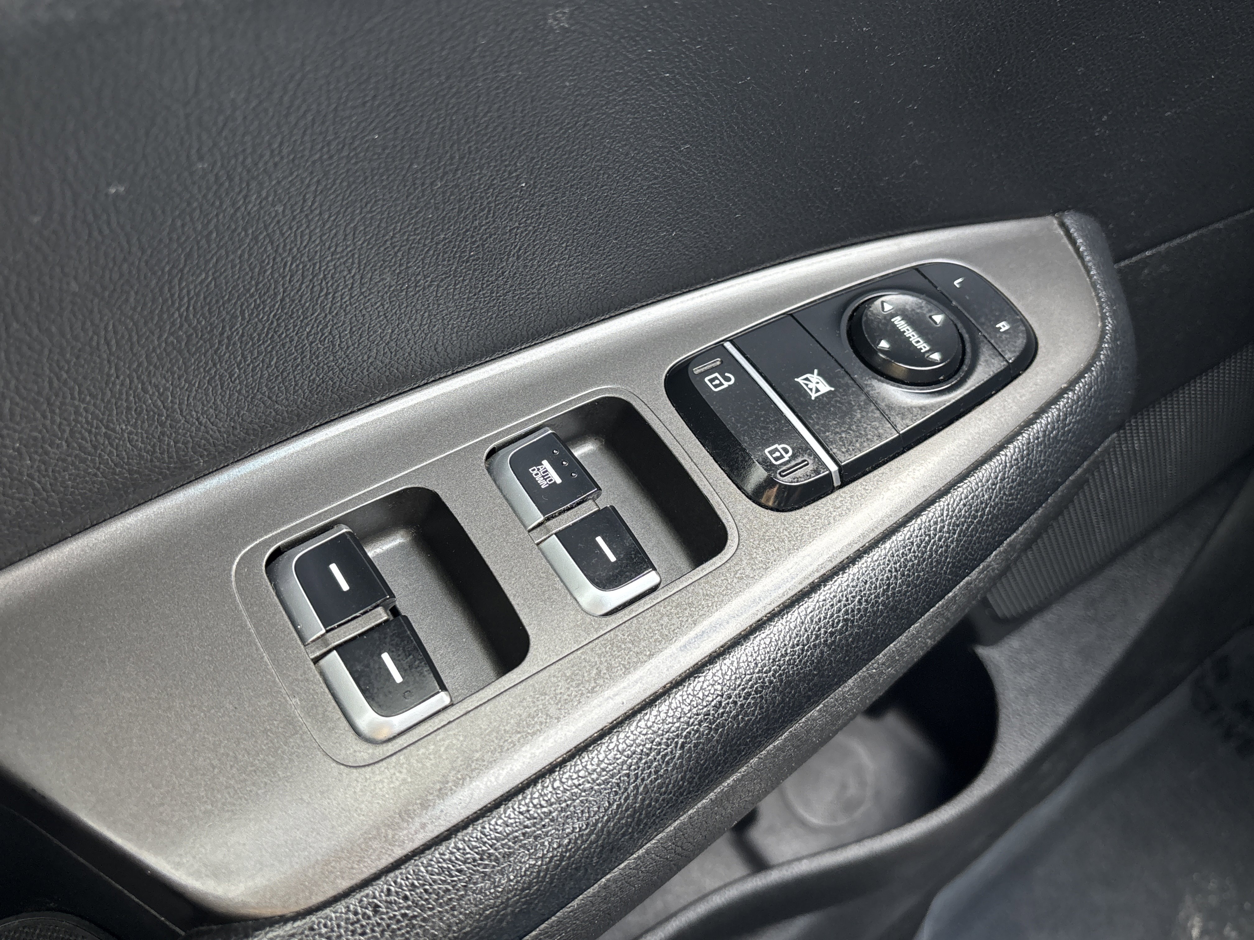 Used 2020 Kia Optima LX FWD image 29