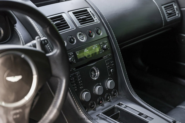 Used 2007 Aston Martin V8 Vantage Roadster RWD image 32