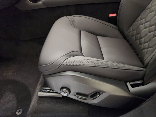 New 2026 Volvo XC90 B6 Plus w/ Protection Package Premier image 25
