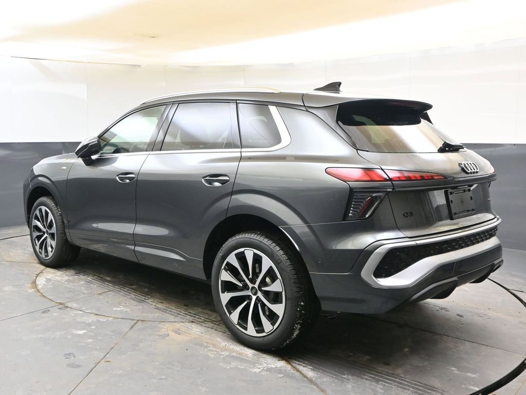 New 2026 Audi Q3 quattro 2.0T image 3