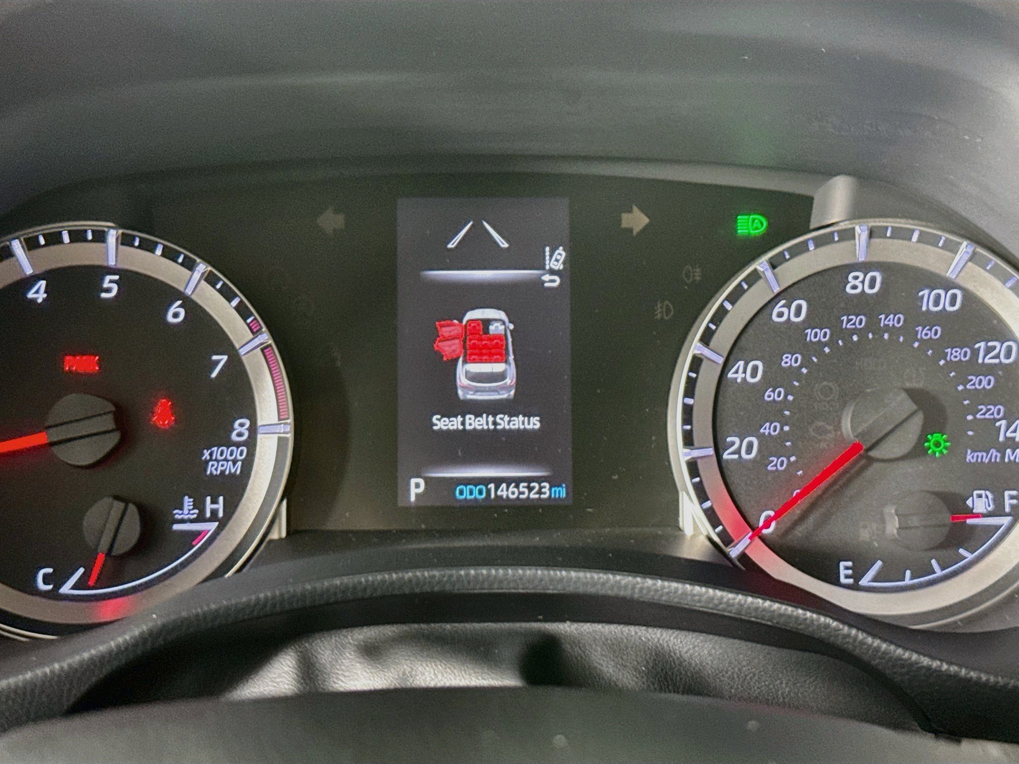 Used 2021 Toyota Highlander L FWD image 13