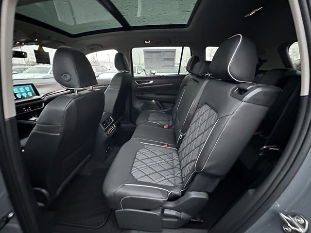 New 2026 Volkswagen Atlas SEL Premium R-Line image 28