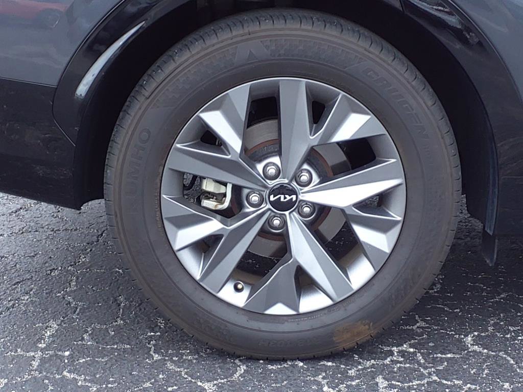Used 2023 Kia Sportage SX image 7