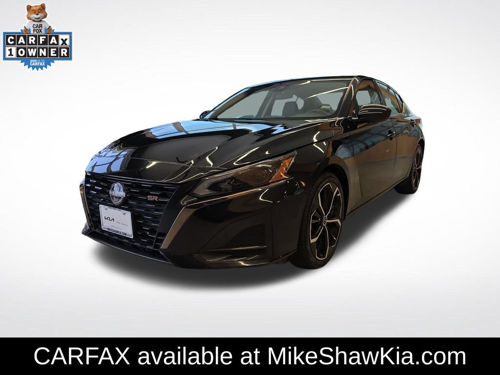 Used 2024 Nissan Altima 2.5 SR FWD image 1