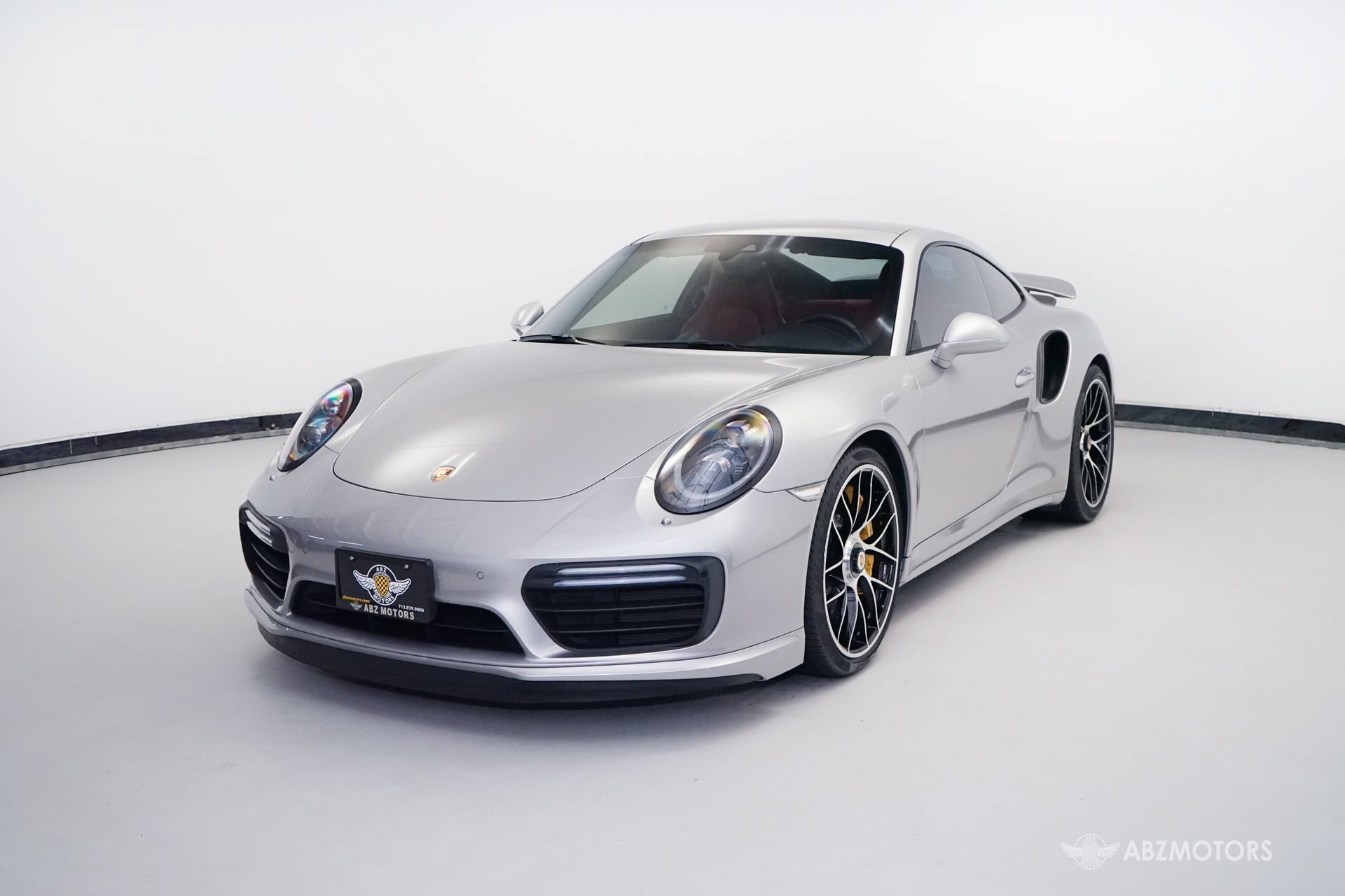 Used 2017 Porsche 911 Turbo S AWD/4WD image 2