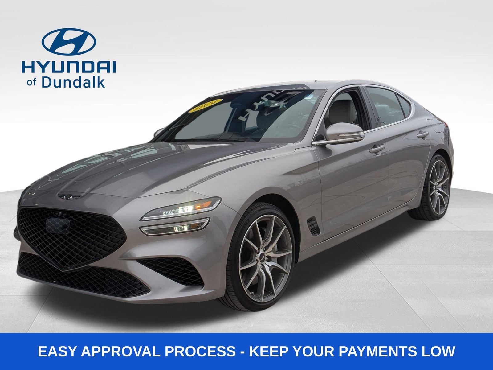 Used 2024 Genesis G70 2.5T image 1