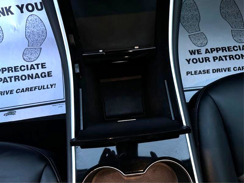 Used 2019 Tesla Model 3 Standard Range Plus image 17