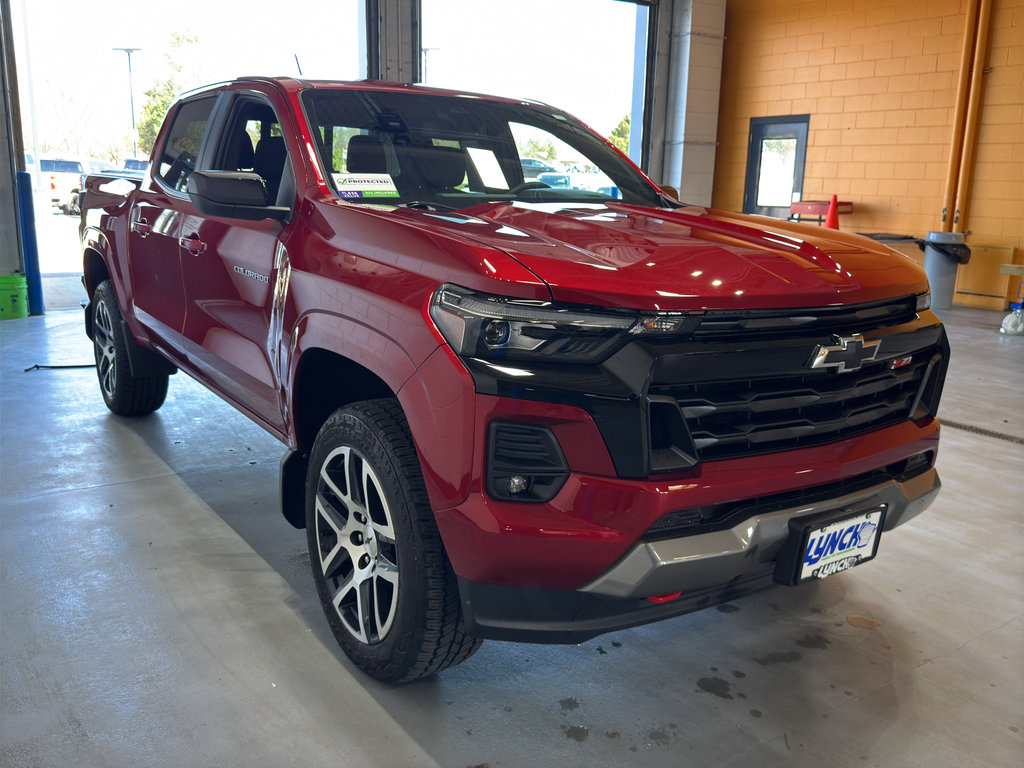 Used 2023 Chevrolet Colorado Z71 w/ Z71 Convenience Package 2 image 8