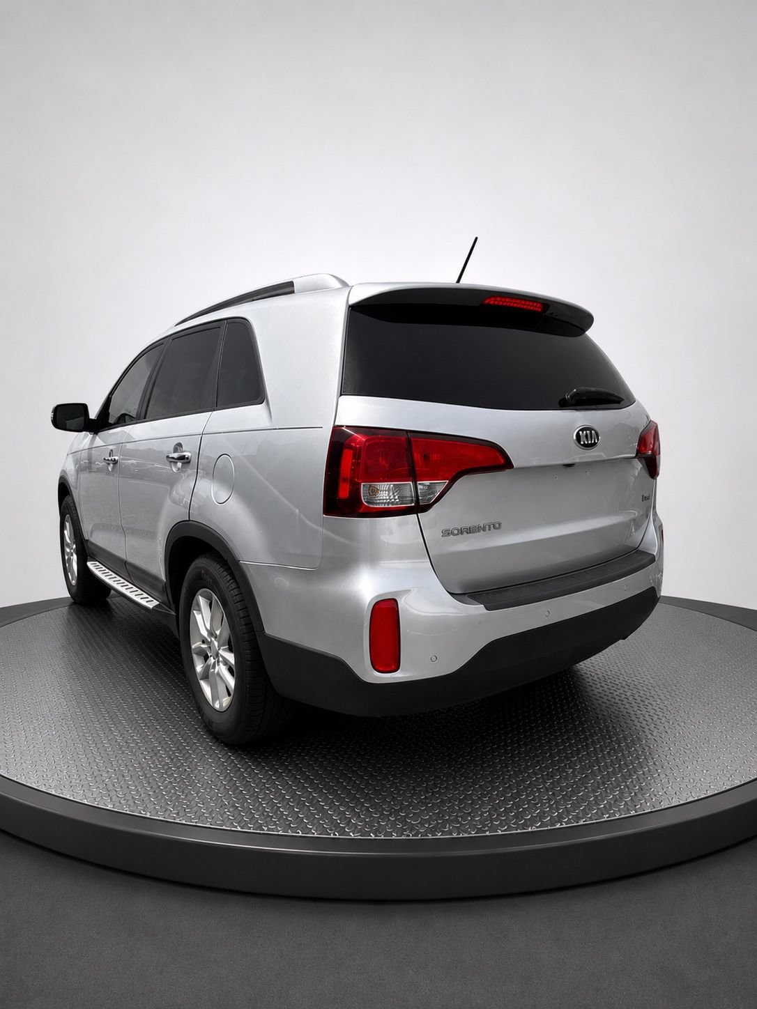 Used 2014 Kia Sorento LX w/ Touring Package (LX) AWD/4WD image 4