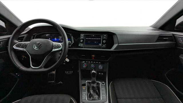 Used 2024 Volkswagen Jetta Sport image 26