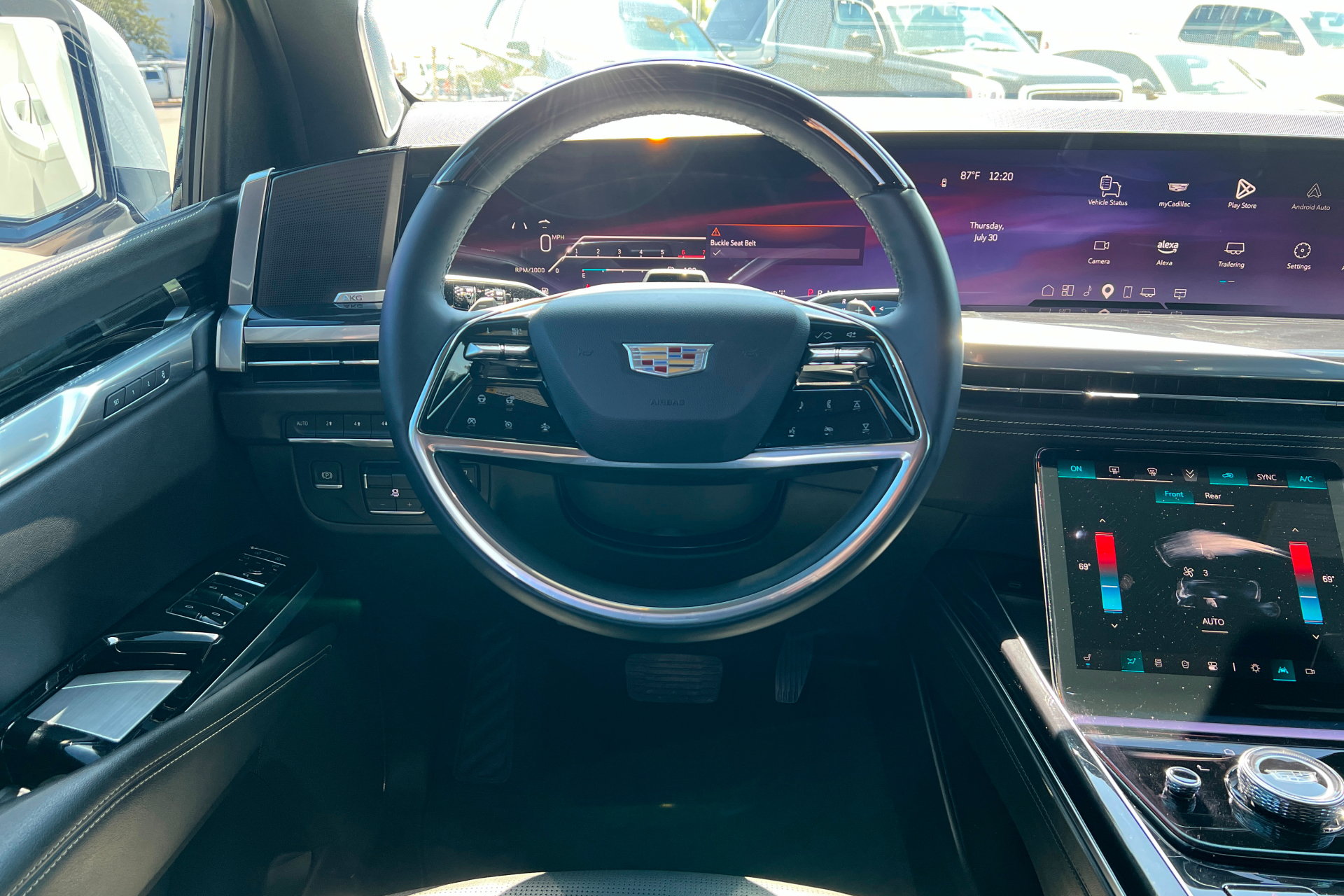 Used 2025 Cadillac Escalade Sport w/ Touring Package AWD/4WD image 13