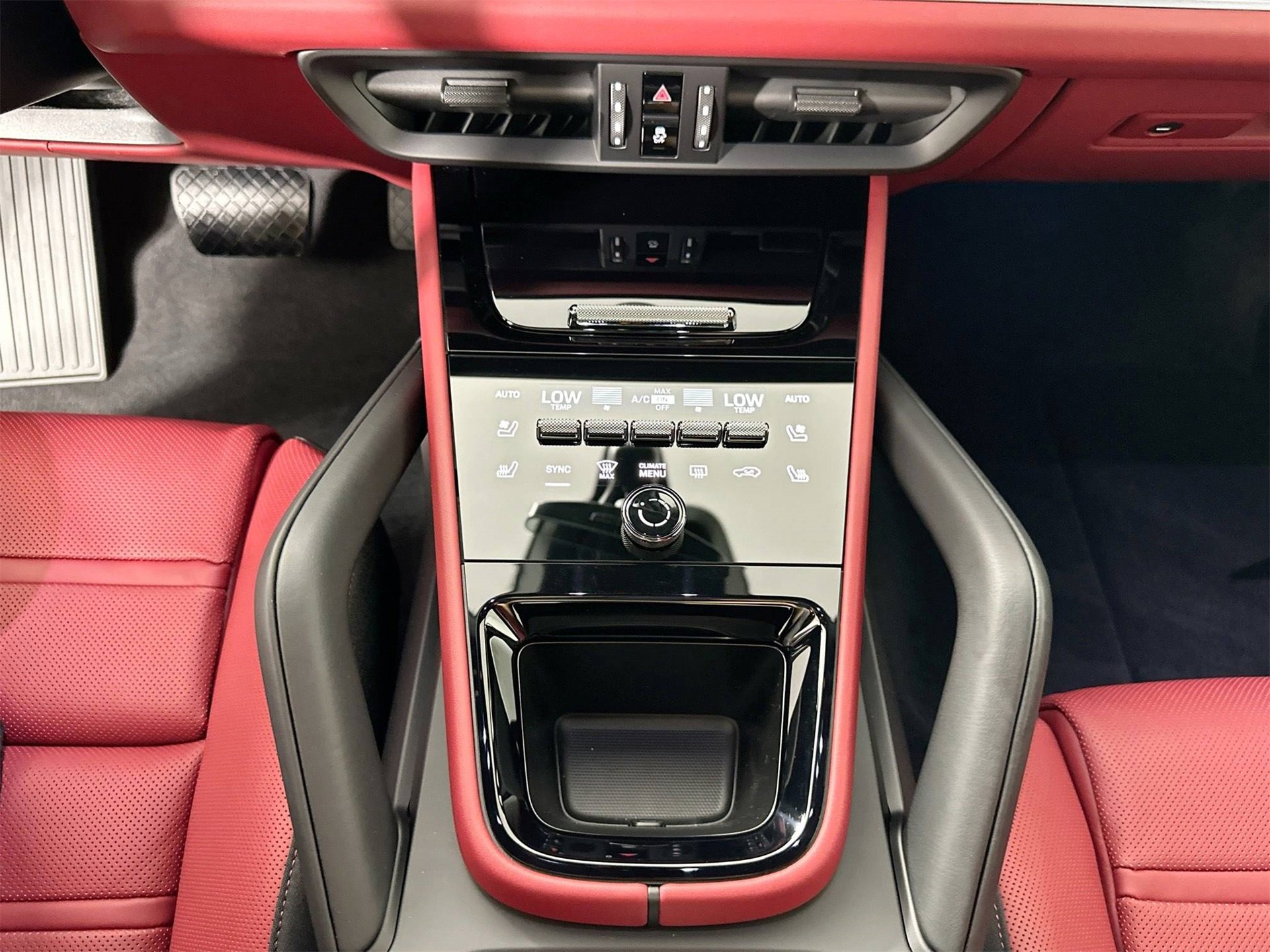 New 2026 Porsche Cayenne image 26