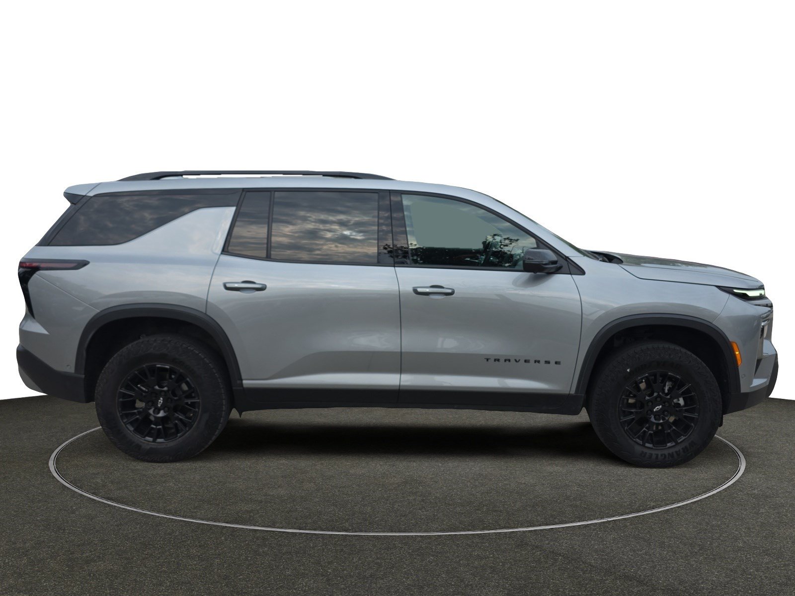 Used 2025 Chevrolet Traverse Z71 w/ Enhanced Driving Package AWD/4WD image 7