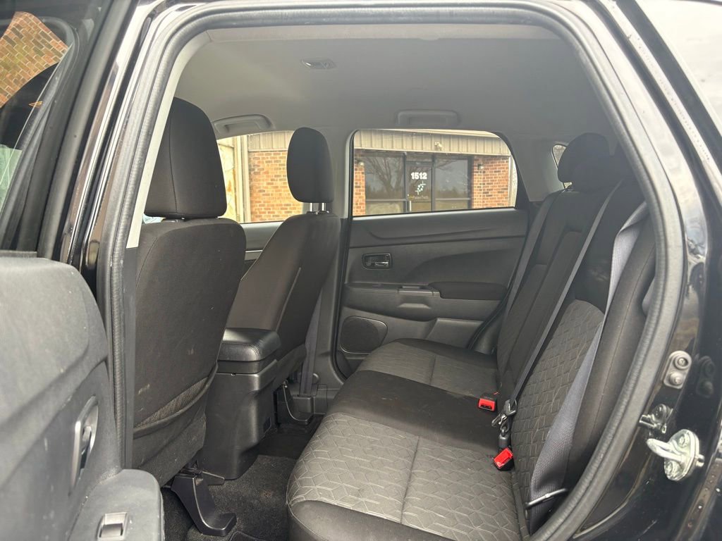 Used 2022 Mitsubishi Outlander Sport ES image 37