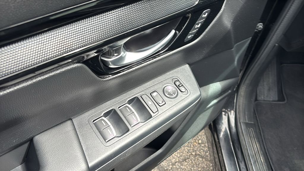 Used 2023 Honda CR-V EX-L image 14